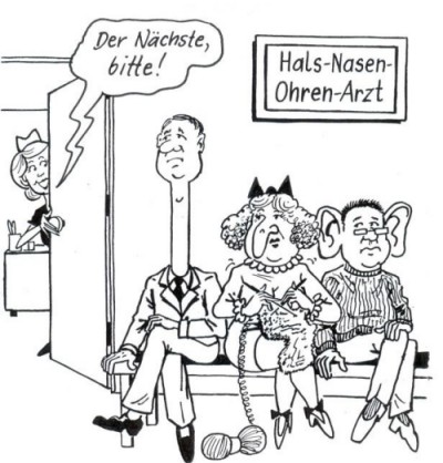 Karikatur Wartezimmer beim HNO-Arzt mit Patienten, bei denen Hals, Nase oder die Ohren stark überzeichnet sind
